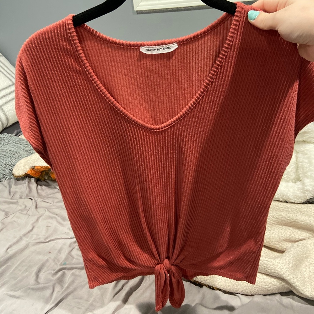 Cute crop top !!!!